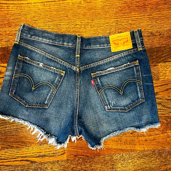 Levi denim shorts new never worn - Picture 1 of 2